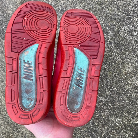 Nike Air Jordan Retro 2 Low Gym Red Size 12 Men’s - Picture 7 of 9